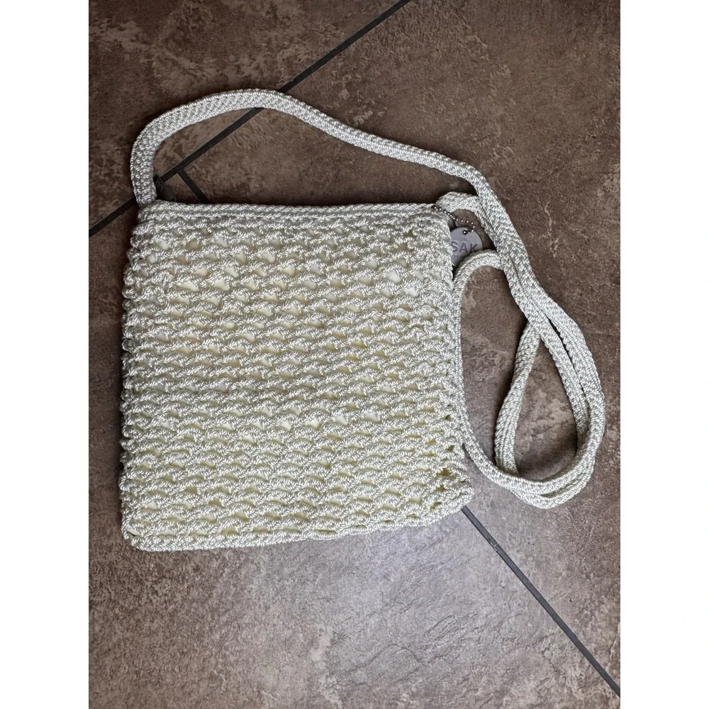The Sak sak ivory